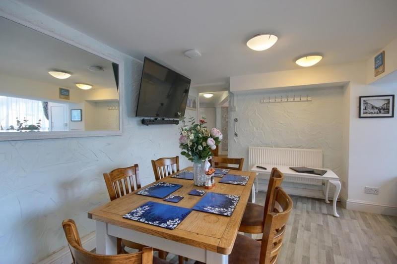 Smugglers Luxury Accommodation 셰링엄 외부 사진