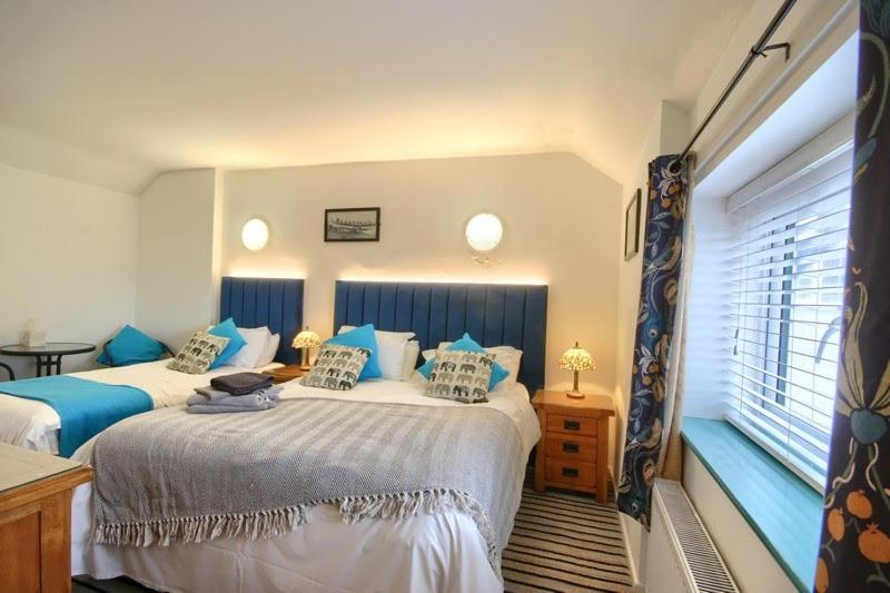 Smugglers Luxury Accommodation 셰링엄 외부 사진